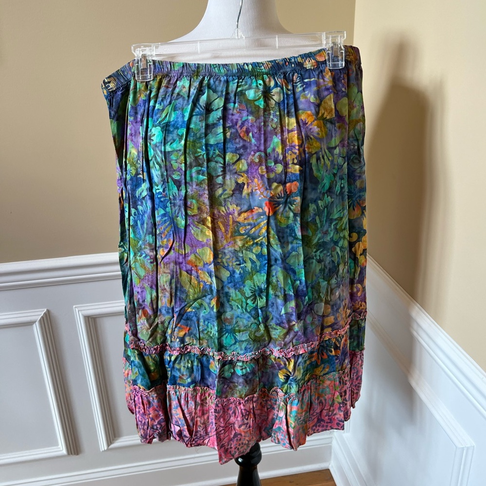 Junonia multi colored Hawaiian print women’s skirt, size 3X